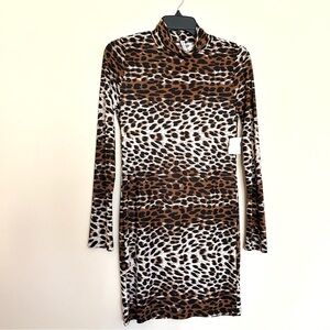 🆕 Auditions Cheetah Leopard Animal Print Long Sleeve Dress